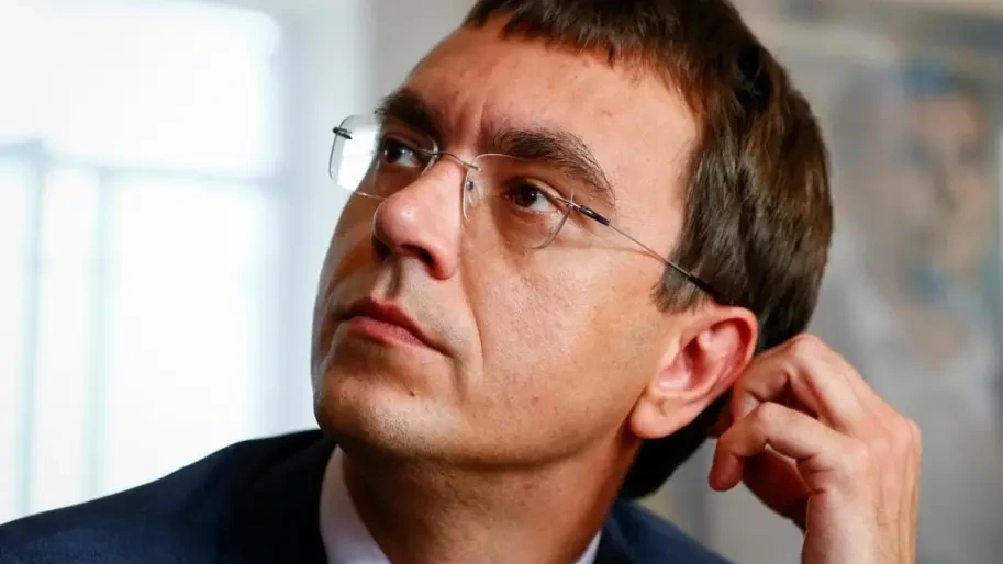 Омелян після мобілізації не воював, а "ховався" у батальйоні для оточення Порошенка, – військовий про підозру ексміністру
