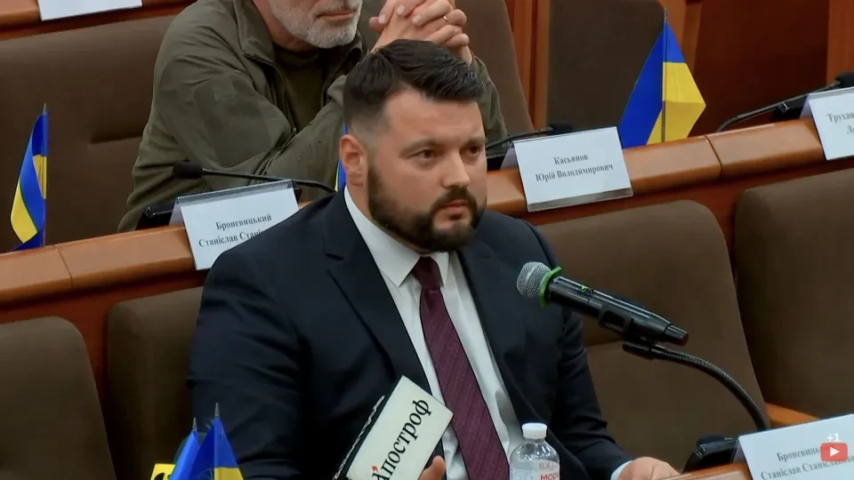Або погоджуєтеся, або вас тут ніхто не тримає". Експрокурор САП заявив про тиск Клименка на прокурорів.
