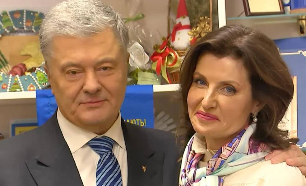 Петро Порошенко розповів українцям, що вони мають тиснути на путіна і переписав на дружину майже 9 мільярдів.