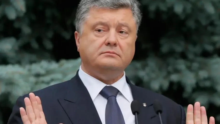 Контрабанда з Григоришиним та блокування завезення "швидких", – ексмер Глухова Терещенко про діяльність Порошенка при владі